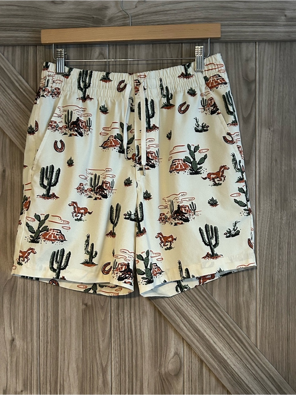 Puma 101 Wild West Vented Golf Shorts Tan Eggnog WM Phoenix Open Men’s Small
